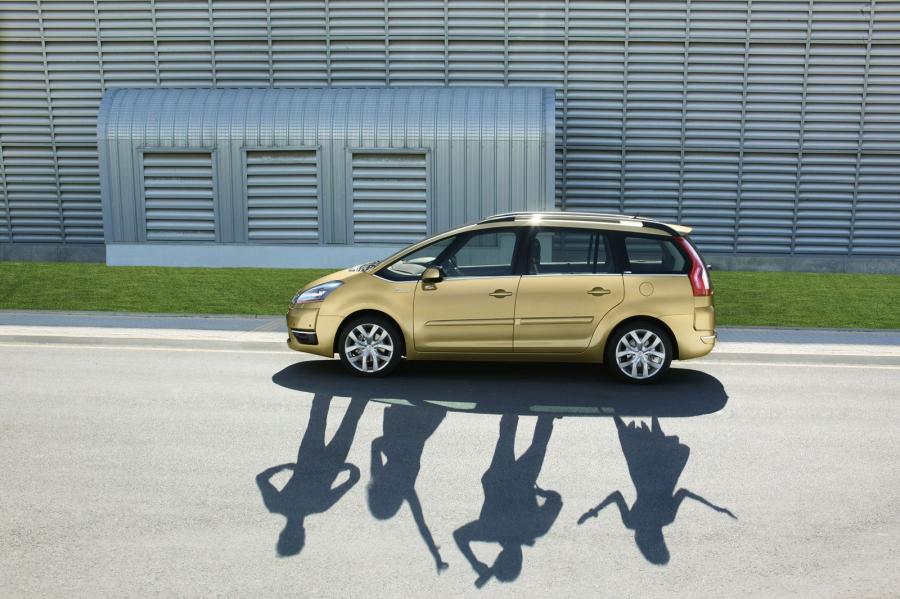  Citroen C4 Grand Picasso 2007 года  (фото 28 из 133)